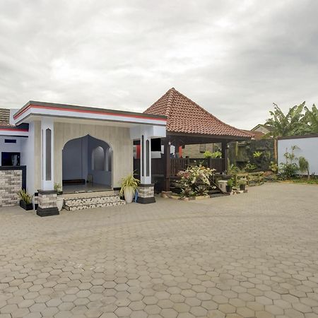 Oyo Life 3982 Azka Homestay Syariah Bandar Lampung Extérieur photo